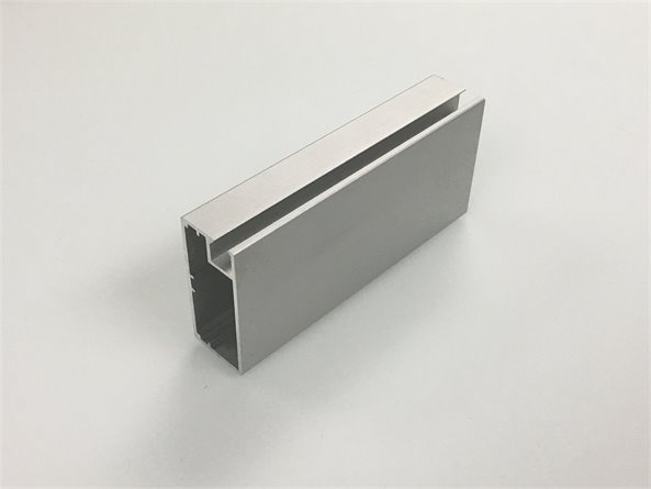 Vivaro Natural Aluminum