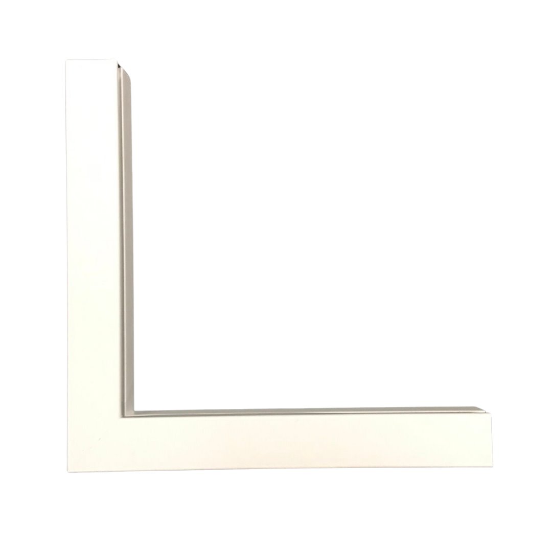 BRW Glossy White Corner Aluminum Profile Samples | Cronos Design