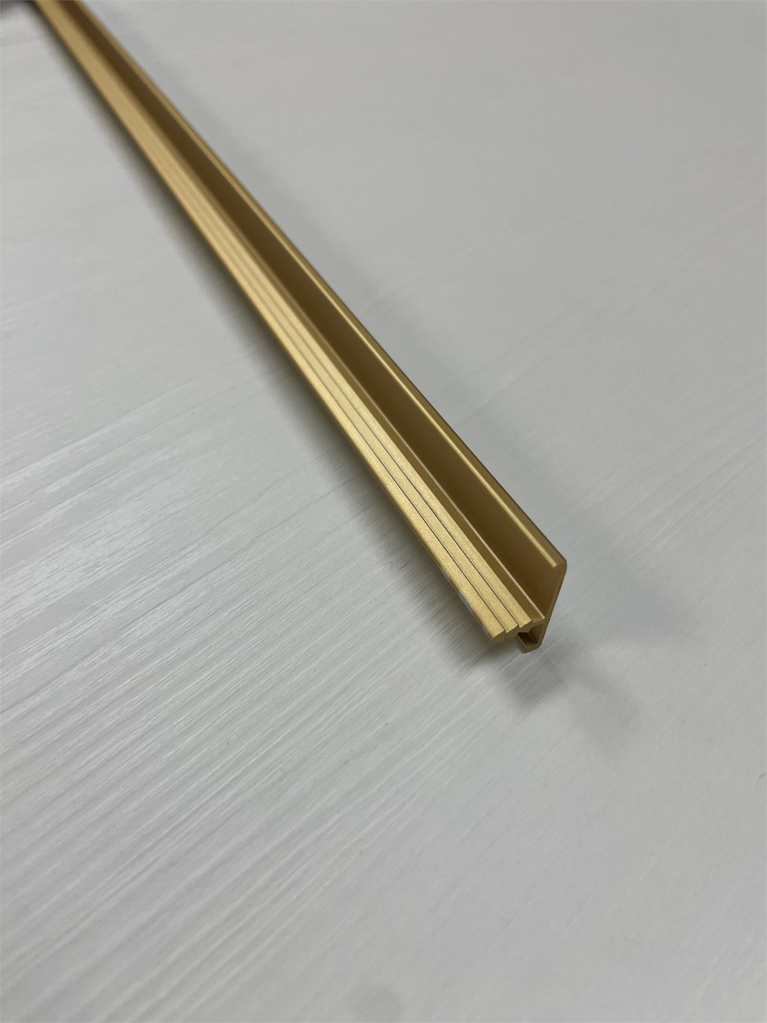 BRW Edge Banding Gold Aluminum Edge Banding Cronos Design